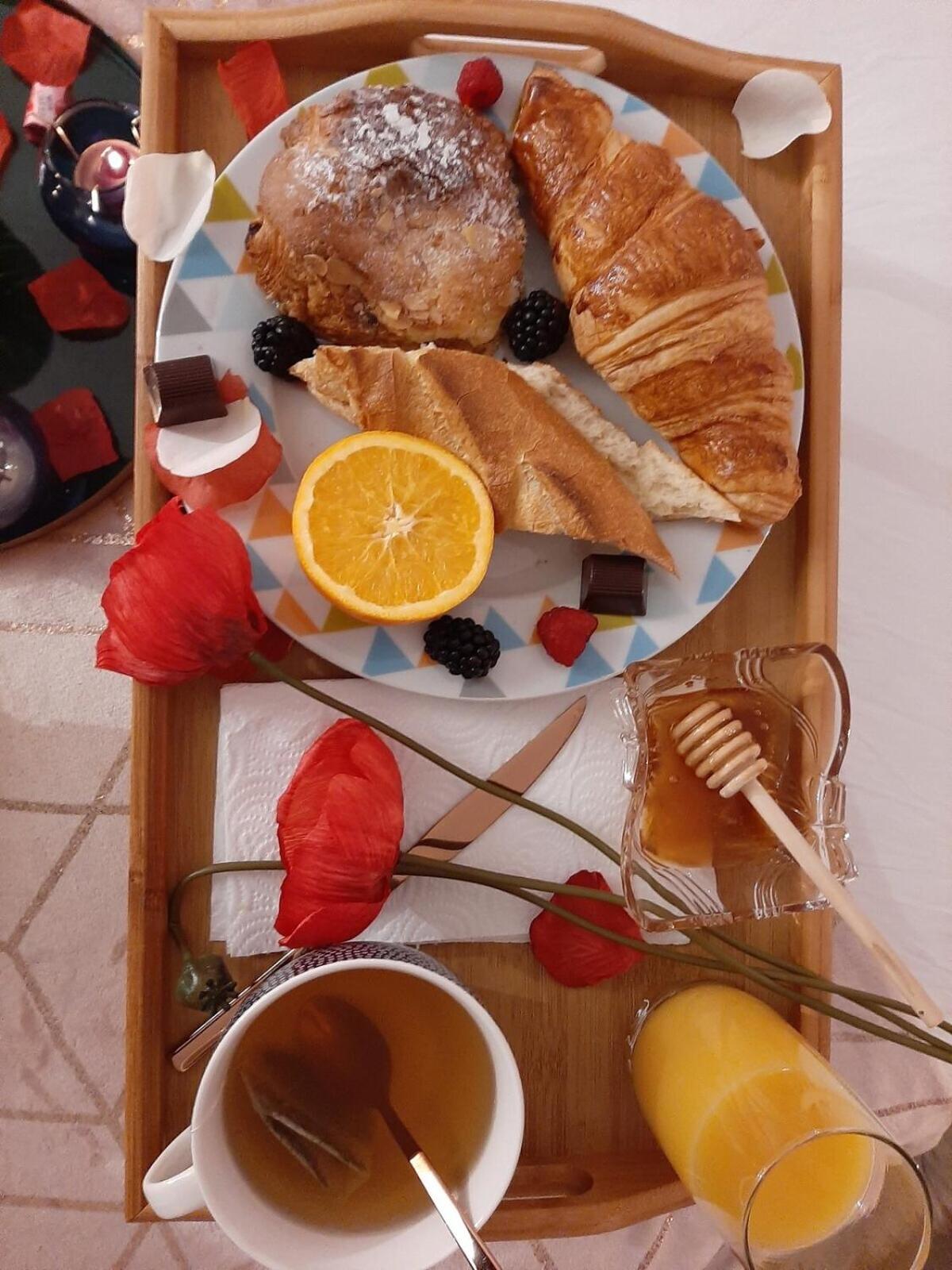 Luxury Suite Paris Republique Bagian luar foto